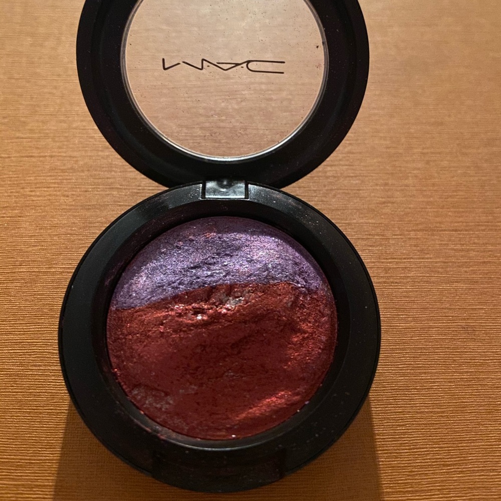 MAC Cosmetics MI'LADY eyeshadow